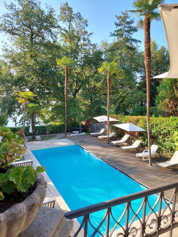 Hotel Villa Astra Ловран Экстерьер фото